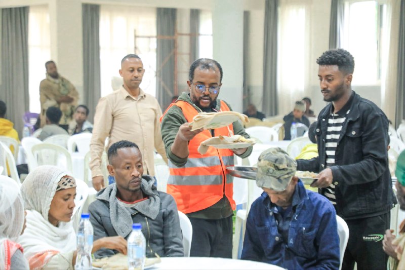 በአጥቢያው የሚገኙ አቅመ ደካሞችን እና ነዳያንን የማስፈሰክ መርሐ ግብር ተካሔደ።
